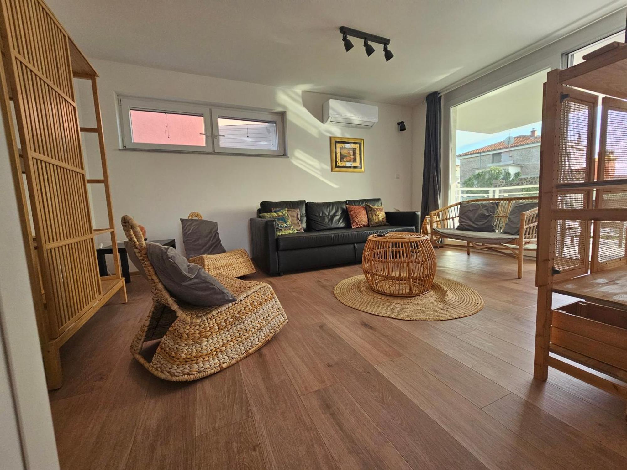 יזרה Vila Regina Apartment Rex With Swimming Pool מראה חיצוני תמונה