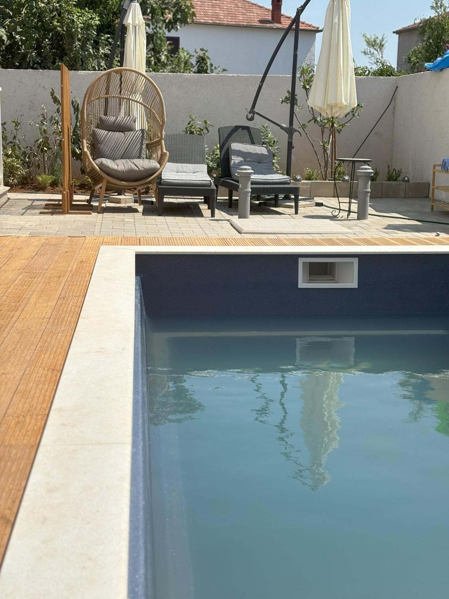 יזרה Vila Regina Apartment Rex With Swimming Pool מראה חיצוני תמונה